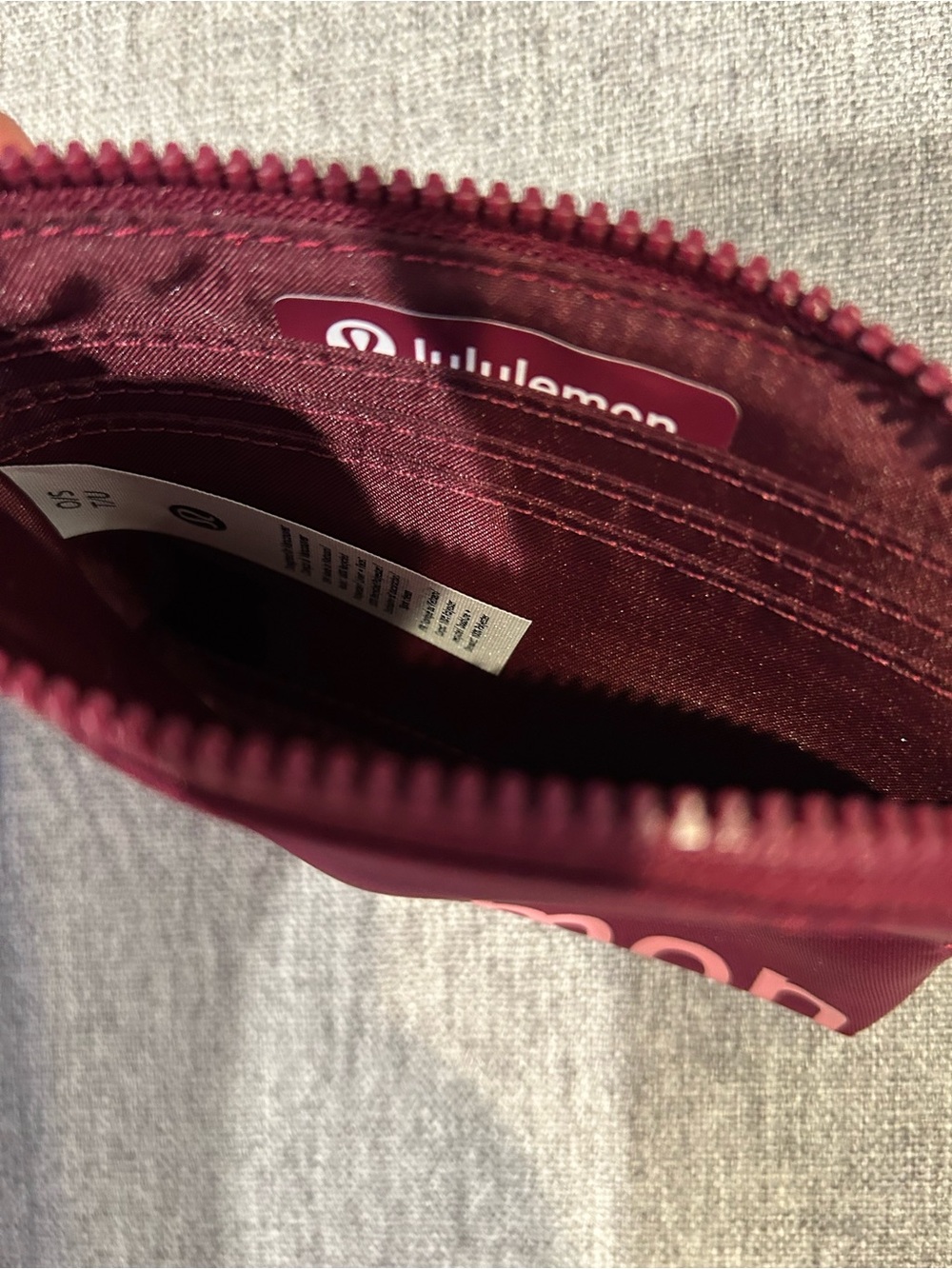 lululemon Raspberry Card & Key clippable Pouch - Picture 13 of 13